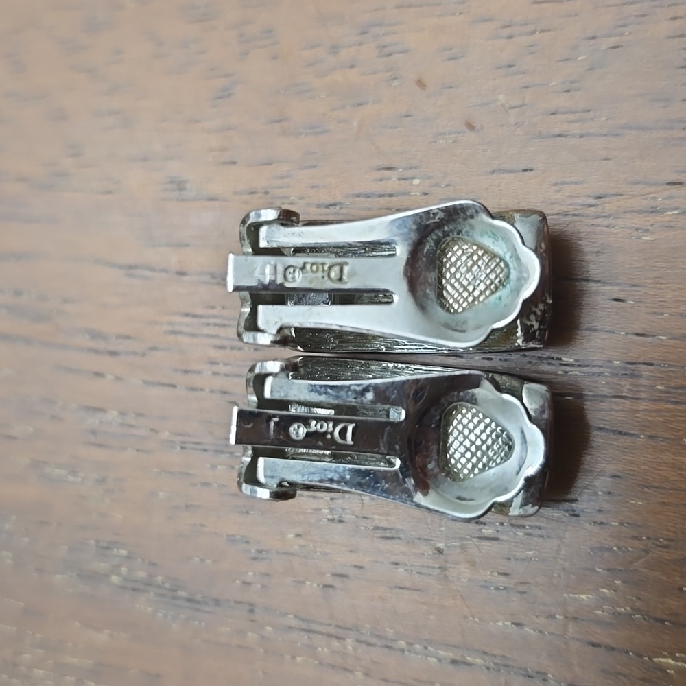 DIOR Vintage Women's Clip On Earrings - Picture 5 of 9